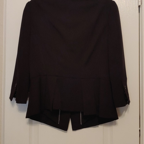 Jacket - Picture 3 of 4